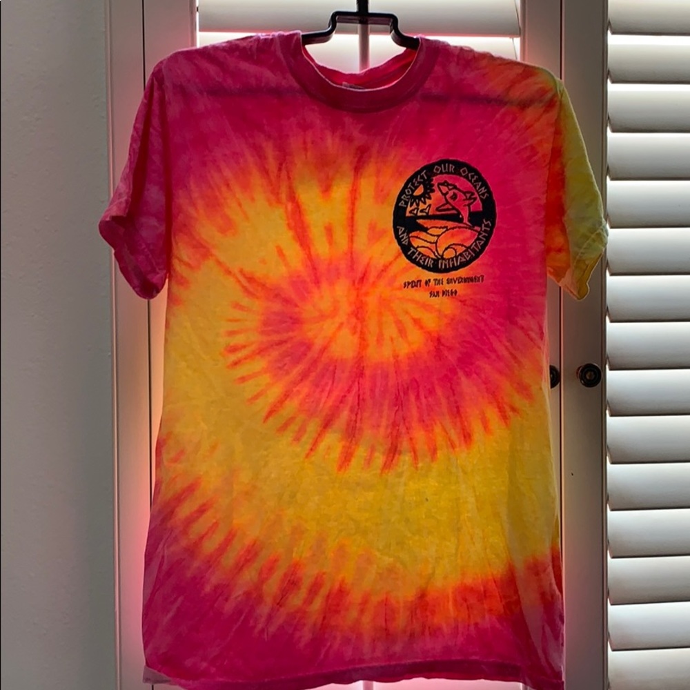 Tie dye tee size small